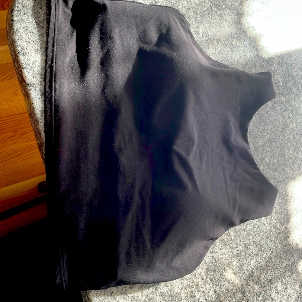 Athleta Purpose Crop Bra. NWOT